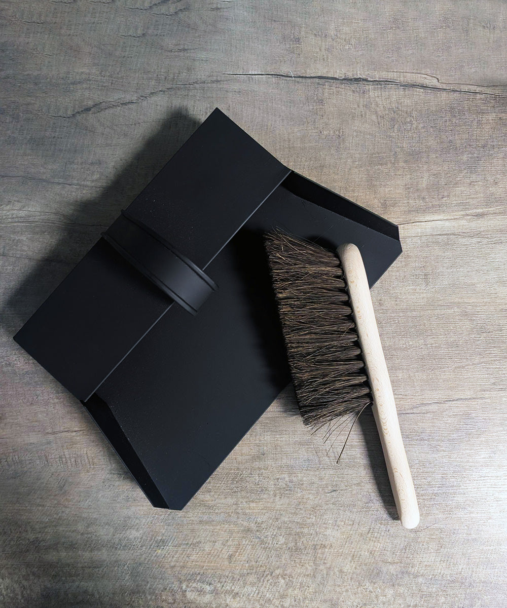 Finest by Hillbrush Dustpan & Gumati Brush Set (Medium Stiff)